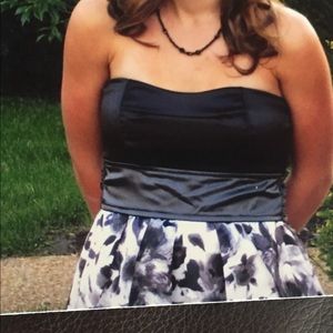 Strapless cocktail dress black and white